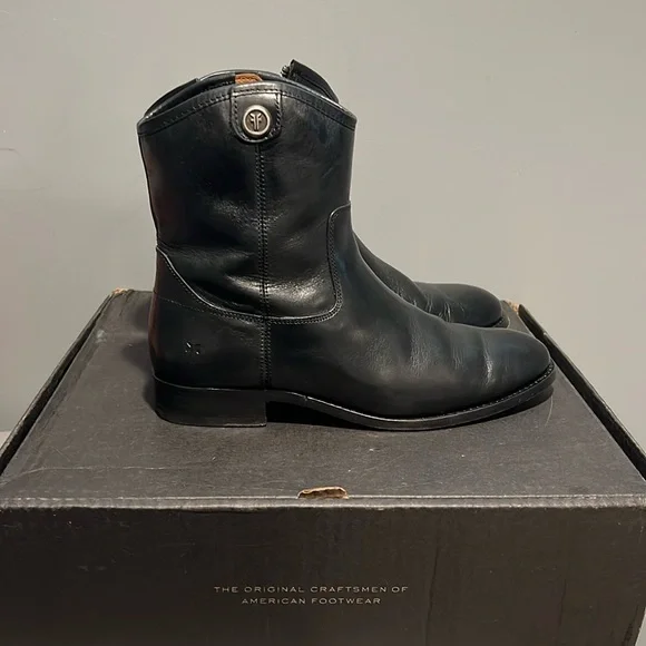 Frye melissa button short leather boots . Size 7.5 - Picture 1 of 10